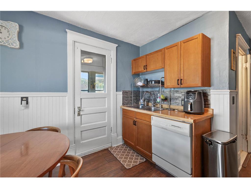 451 Madison Street NE Minneapolis MN 55413 6800753 image7