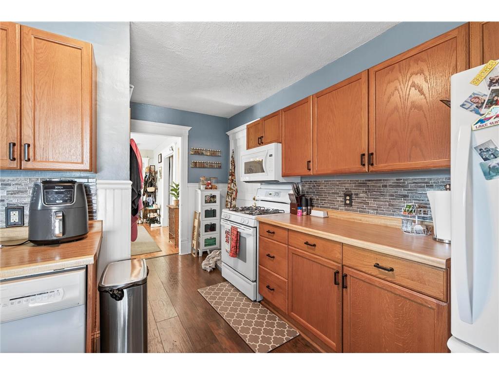 451 Madison Street NE Minneapolis MN 55413 6800753 image8