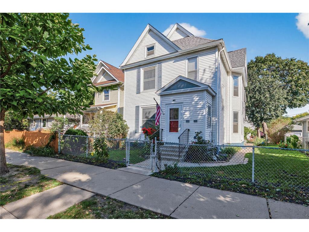 451 Madison Street NE Minneapolis MN 55413 7047723 image1
