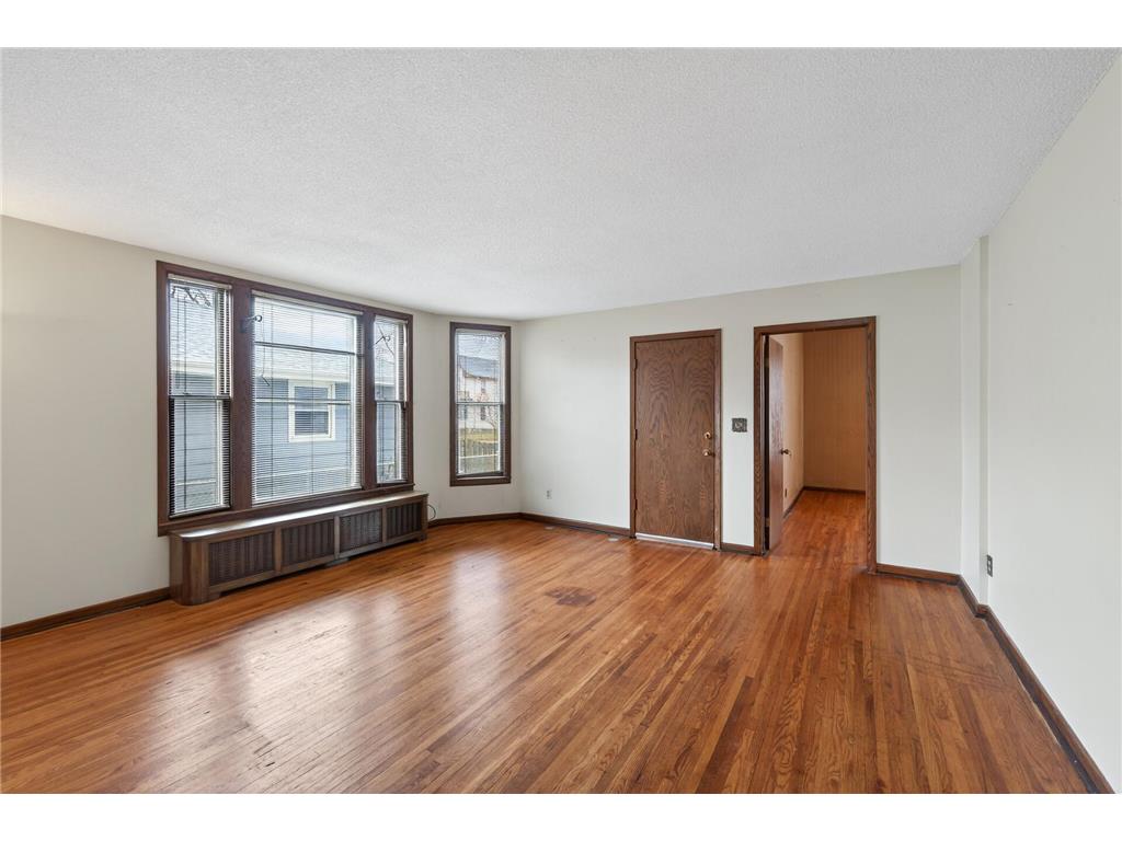 451 Madison Street NE Minneapolis MN 55413 7047723 image10