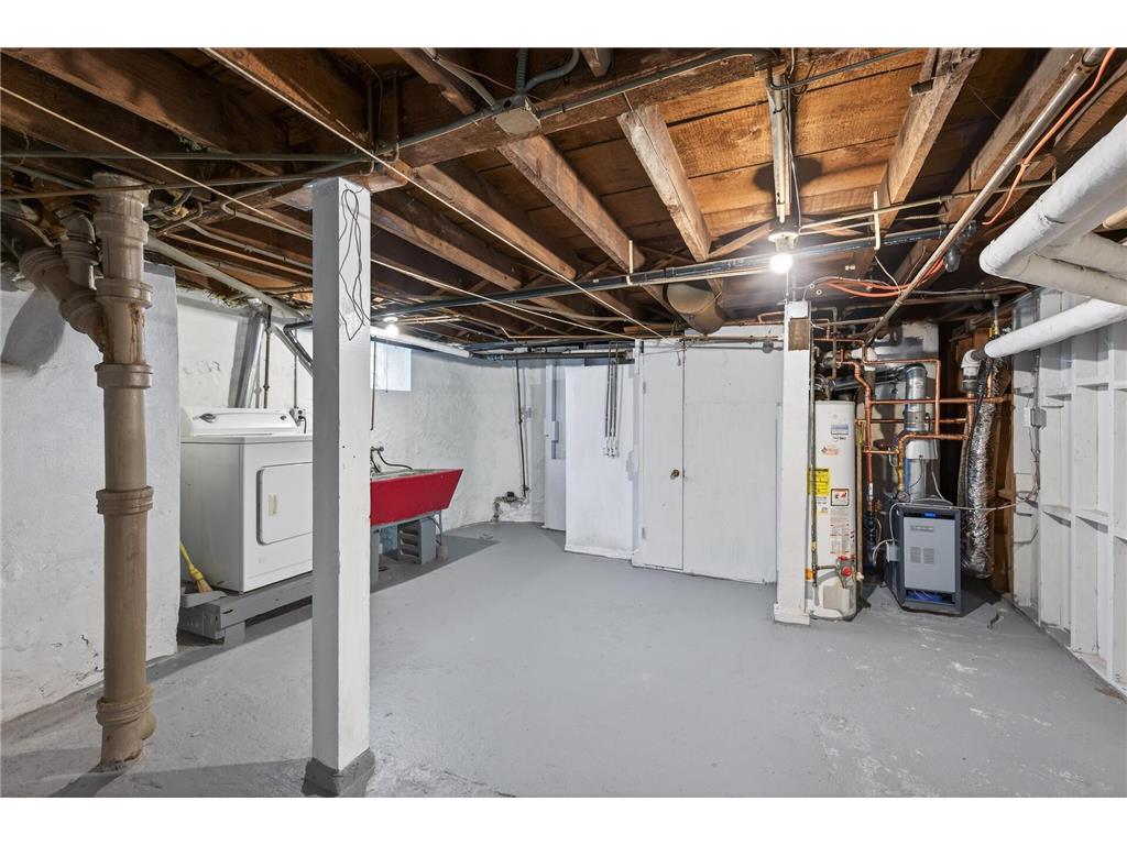 451 Madison Street NE Minneapolis MN 55413 7047723 image23