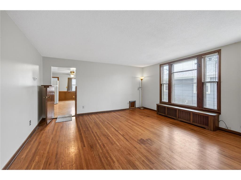 451 Madison Street NE Minneapolis MN 55413 7047723 image8