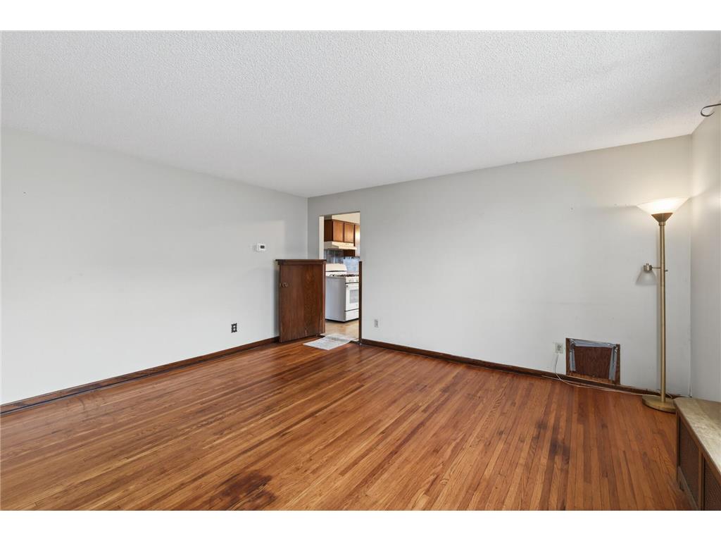 451 Madison Street NE Minneapolis MN 55413 7047723 image9