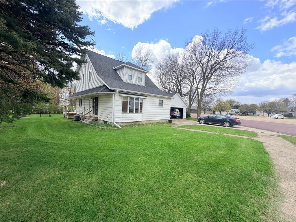 451 Paul Avenue Lake Wilson MN 56151 7067332 image1