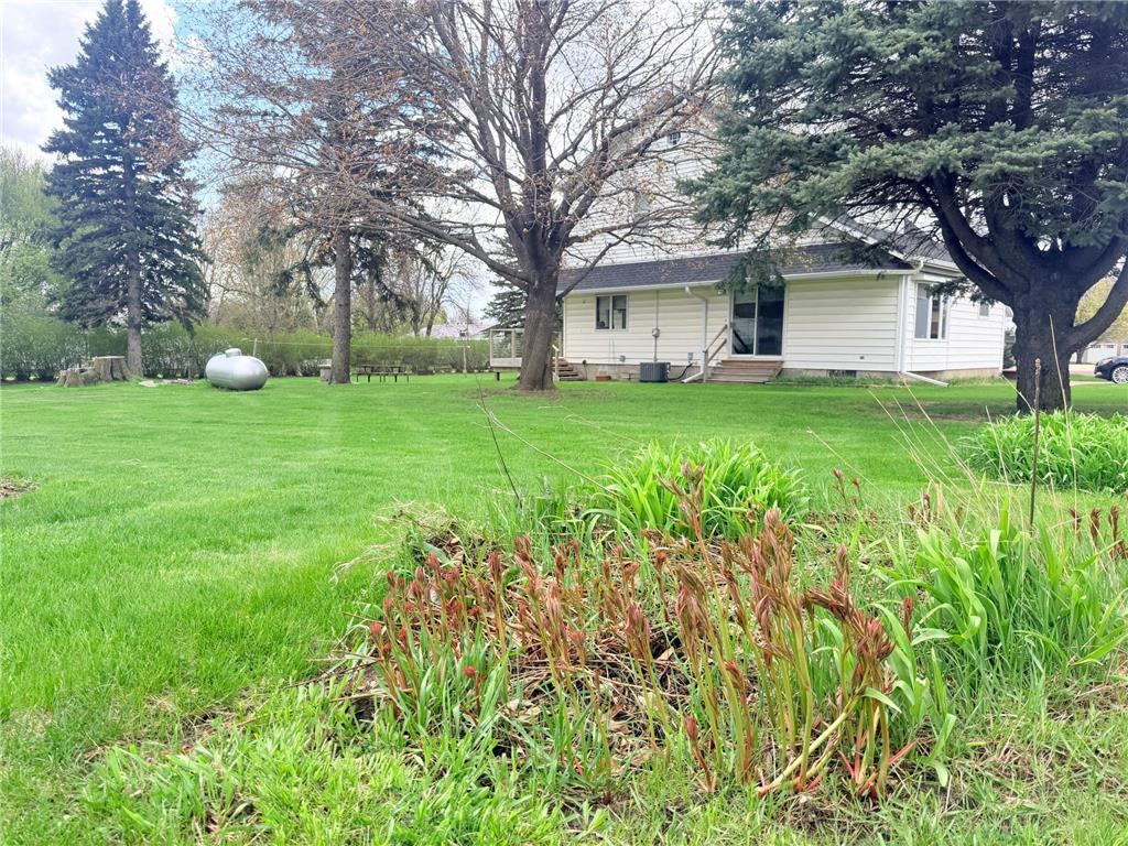 451 Paul Avenue Lake Wilson MN 56151 7067332 image30