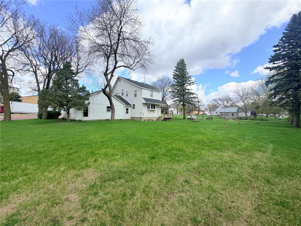 451 Paul Avenue Lake Wilson MN 56151 7067332 image34