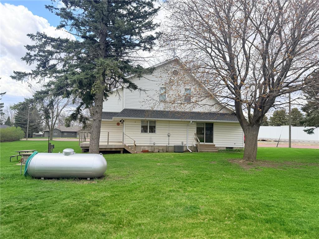 451 Paul Avenue Lake Wilson MN 56151 7067332 image8