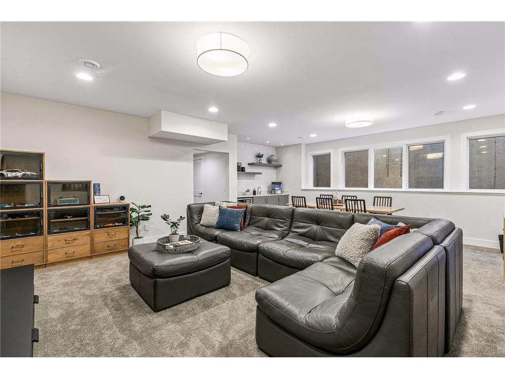 4512 Beard Avenue S Minneapolis MN 55410 7039265 image40