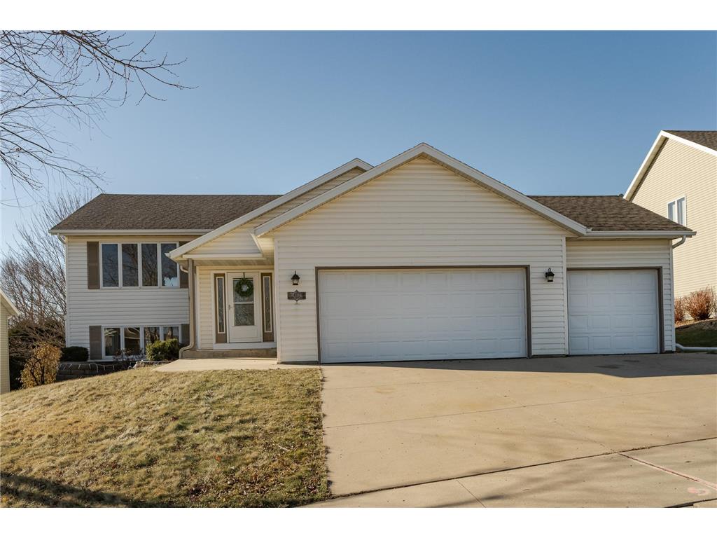4512 Manor Park Drive NW Rochester MN 55901 6636364 image1