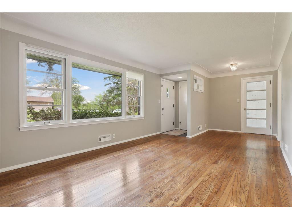 4513 Laguna Drive Edina MN 55435 - Cornelia 6781838 image3