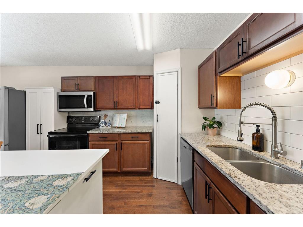 4513 Scott Trail Eagan MN 55122 7079708 image12