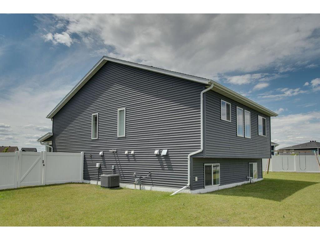 4514 13th Street S Moorhead MN 56560 7092461 image37