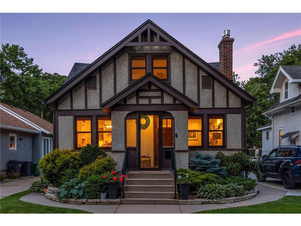 4515 Chowen Avenue S Minneapolis MN 55410 6549018 image1