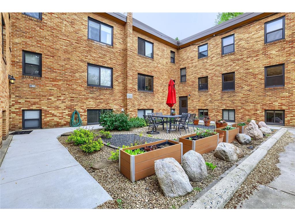 4515 Grand Avenue S #103 Minneapolis MN 55419 7046940 image13