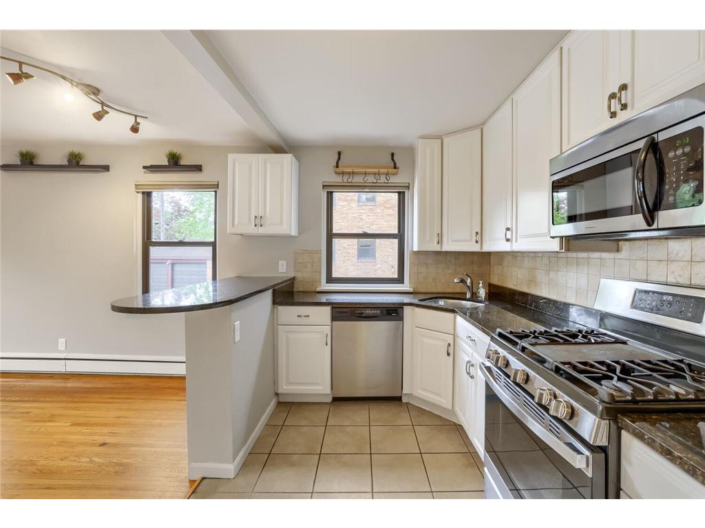 4515 Grand Avenue S #103 Minneapolis MN 55419 7046940 image2
