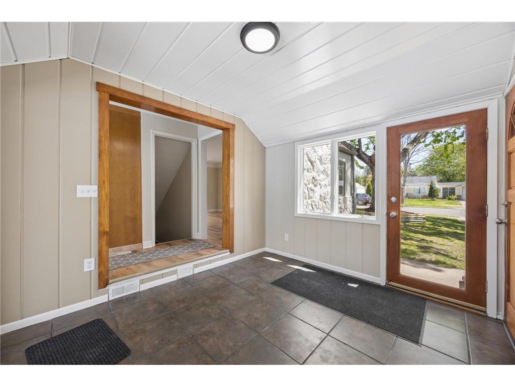 4515 Welcome Avenue N Crystal MN 55422 7076784 image4