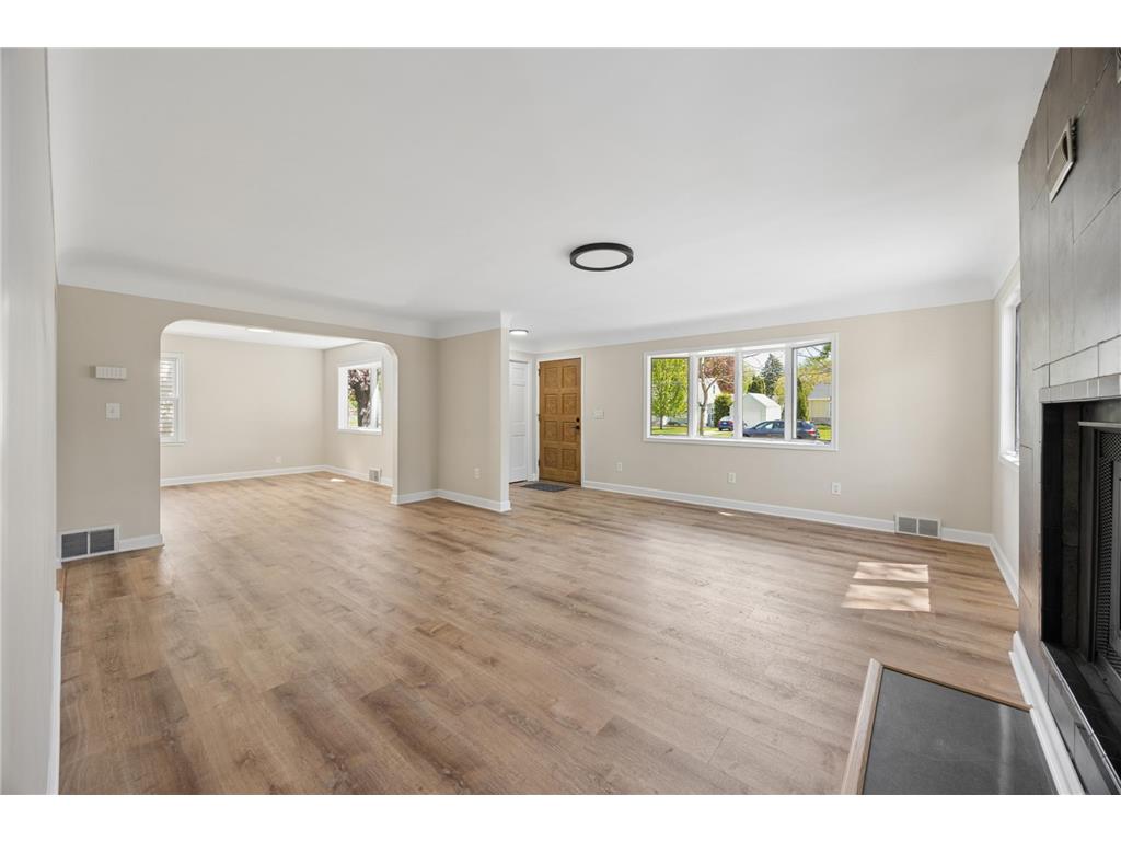 4515 Welcome Avenue N Crystal MN 55422 7076784 image5