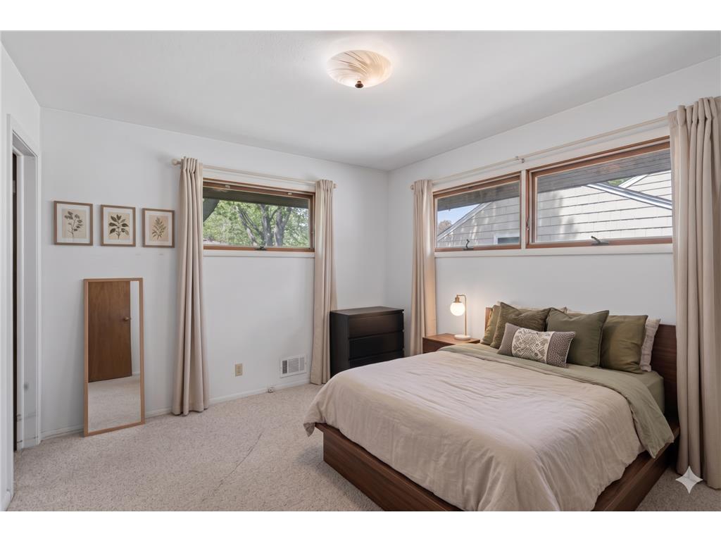 4517 Beard Avenue N Robbinsdale MN 55422 7072603 image11