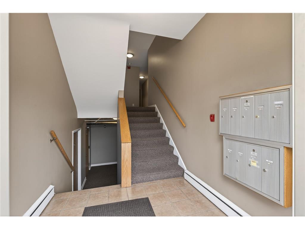 4517 Grand Avenue S #206 Minneapolis MN 55419 7020909 image17