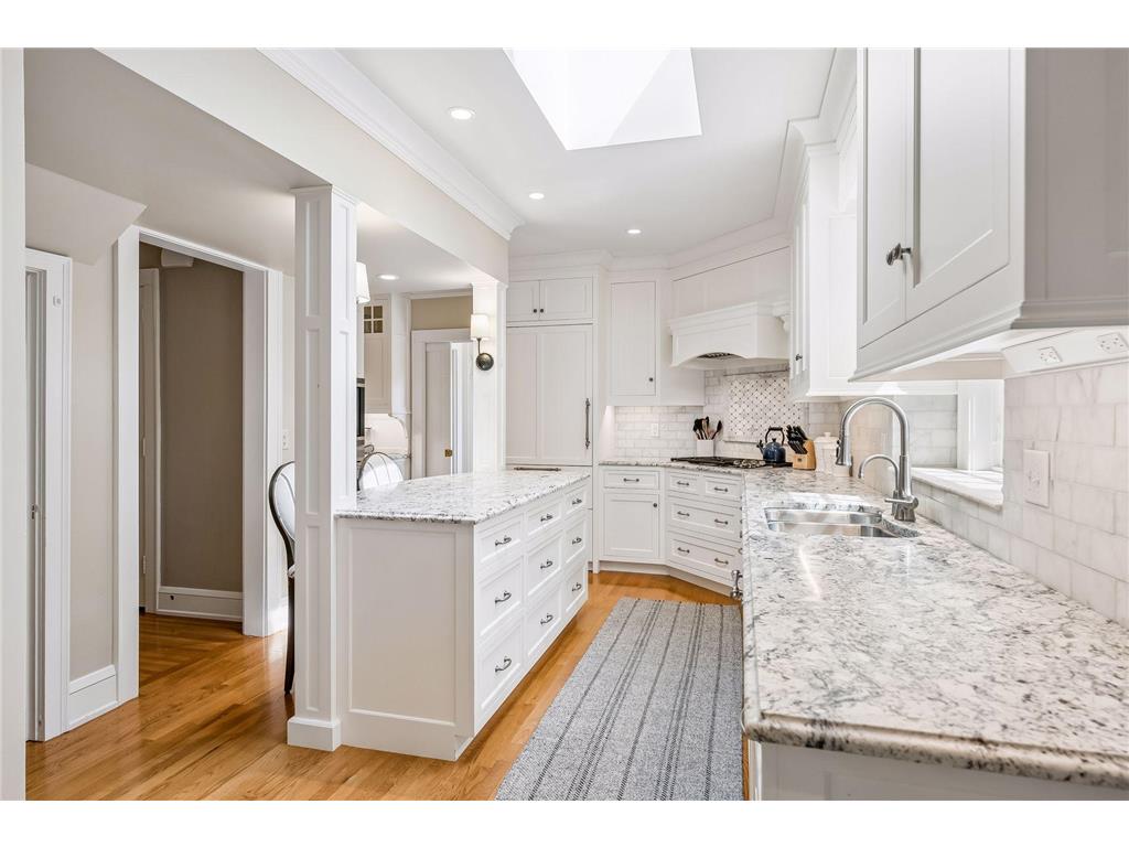 4517 Wooddale Avenue Edina MN 55424 7078640 image22