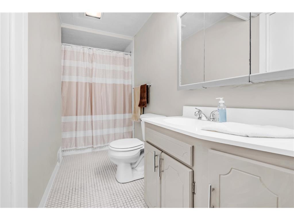 4519 Oak Leaf Drive Vadnais Heights MN 55127 7088295 image21