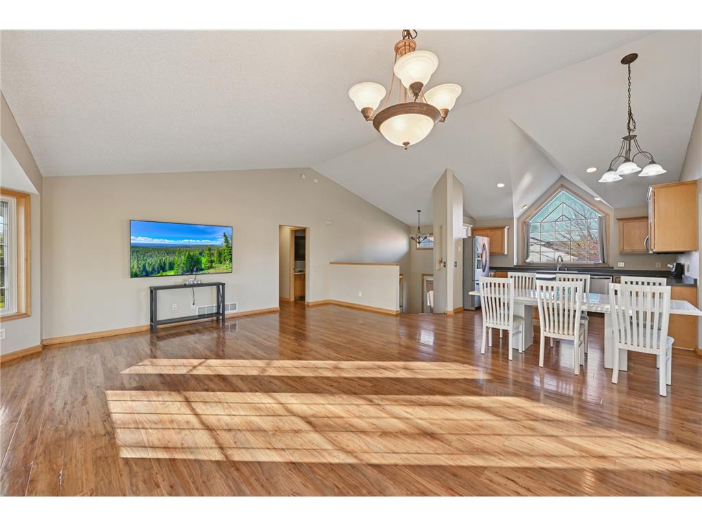 452 Park Circle Norwood Young America MN 55368 6805091 image7