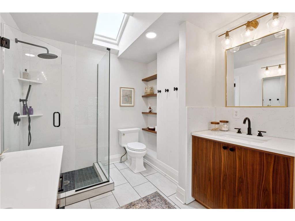 4520 Casco Avenue Edina MN 55424 7038520 image35