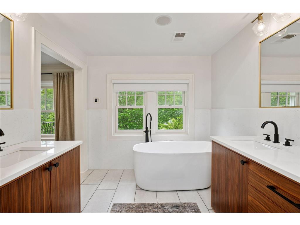 4520 Casco Avenue Edina MN 55424 7038520 image36