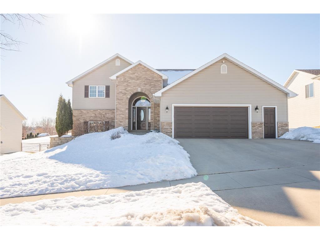 4520 Manor Park Drive NW Rochester MN 55901 6330087 image1