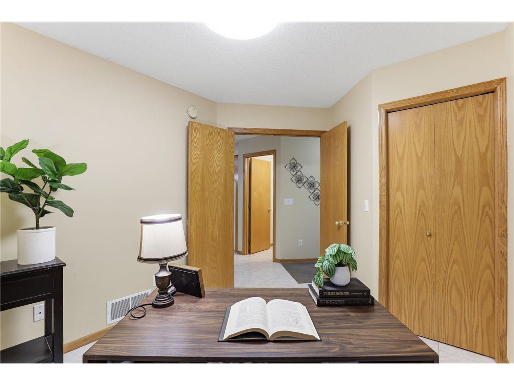 4522 Impatiens Avenue N Brooklyn Park MN 55443 7053858 image17