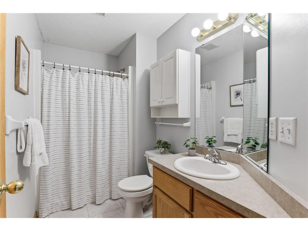 4522 Impatiens Avenue N Brooklyn Park MN 55443 7053858 image18