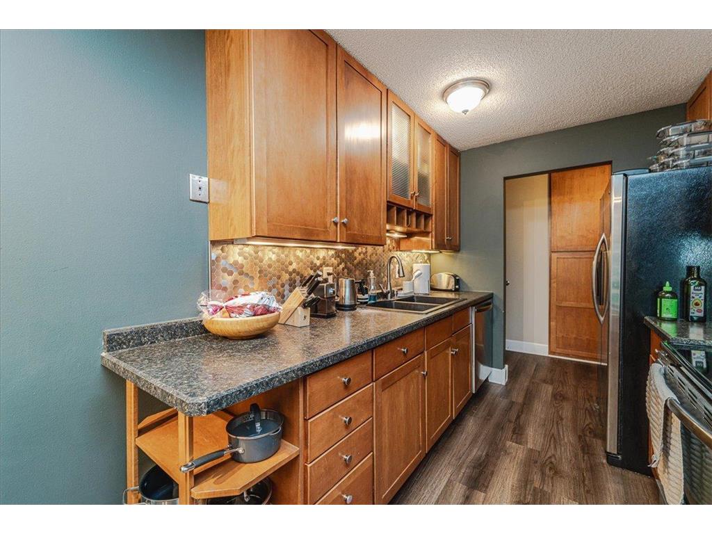 4524 Cedar Lake Road S #3 Saint Louis Park MN 55416 7040791 image3
