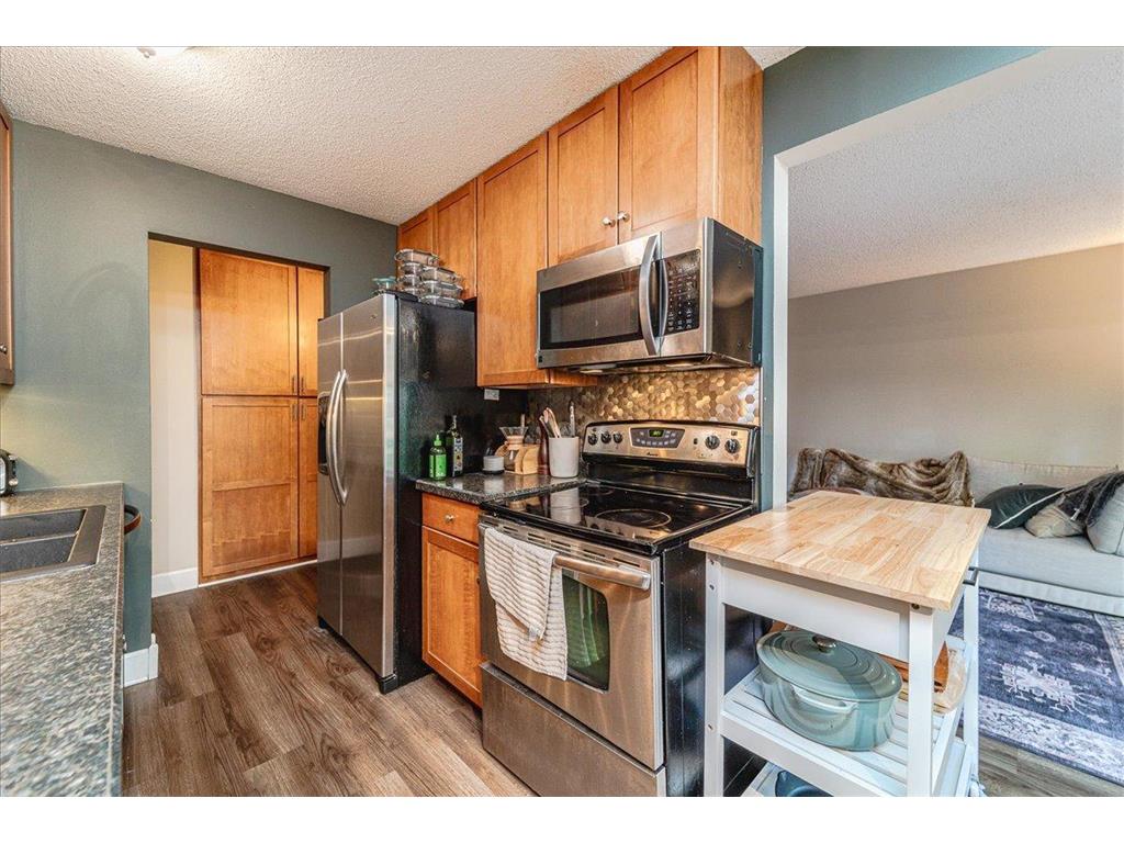 4524 Cedar Lake Road S #3 Saint Louis Park MN 55416 7040791 image5