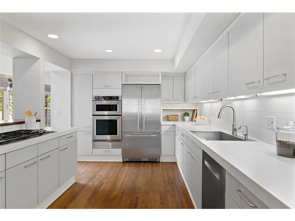 4524 Dupont Avenue S Minneapolis MN 55419 6810353 image16