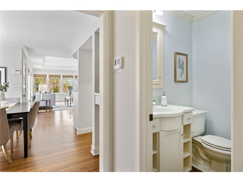 4524 Dupont Avenue S Minneapolis MN 55419 6810353 image21