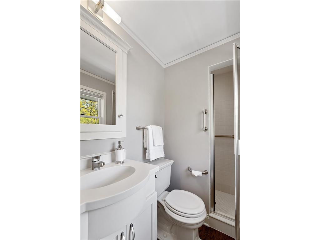 4524 Dupont Avenue S Minneapolis MN 55419 6810353 image29