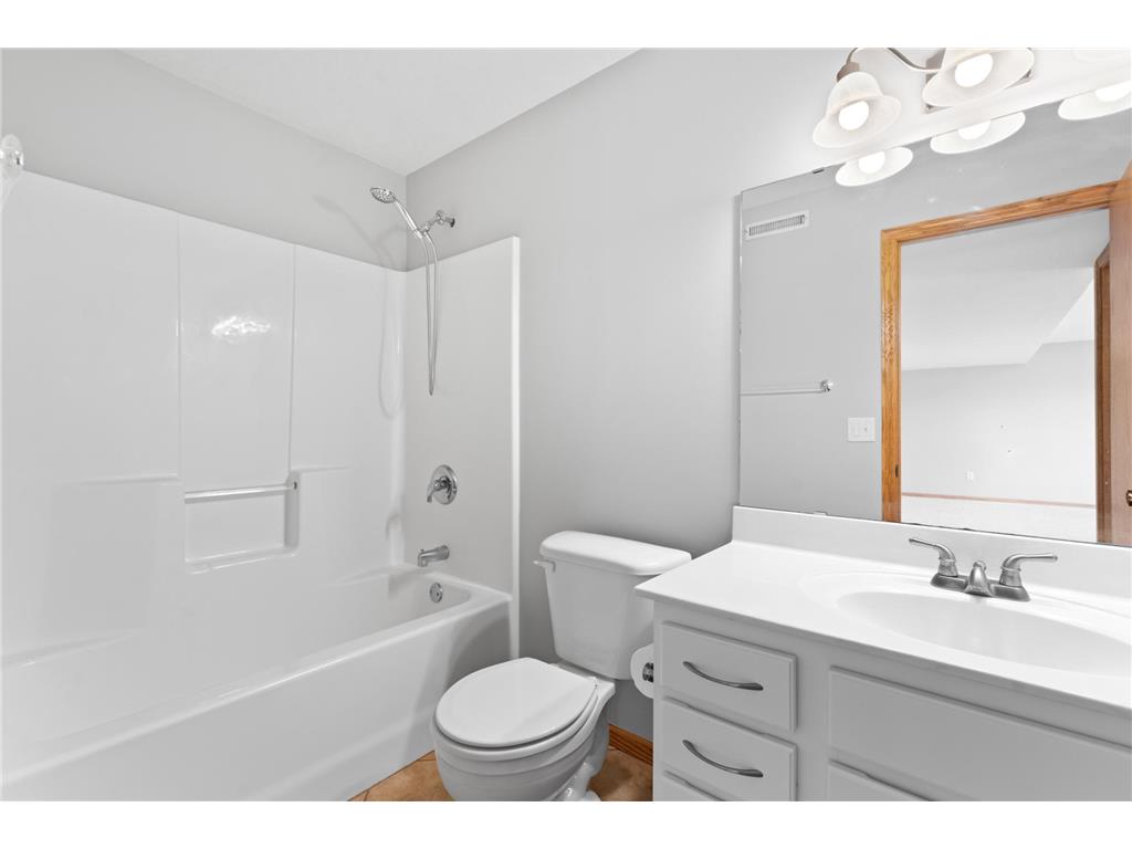 4524 Meadow Lakes Drive NW Rochester MN 55901 7078227 image20