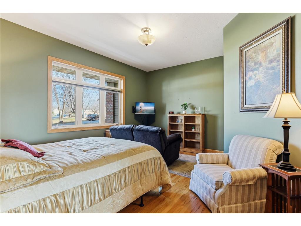 4525 Alicia Drive Eagan MN 55077 - Fish 7033526 image25