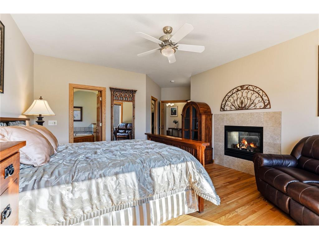 4525 Alicia Drive Eagan MN 55077 - Fish 7033526 image31