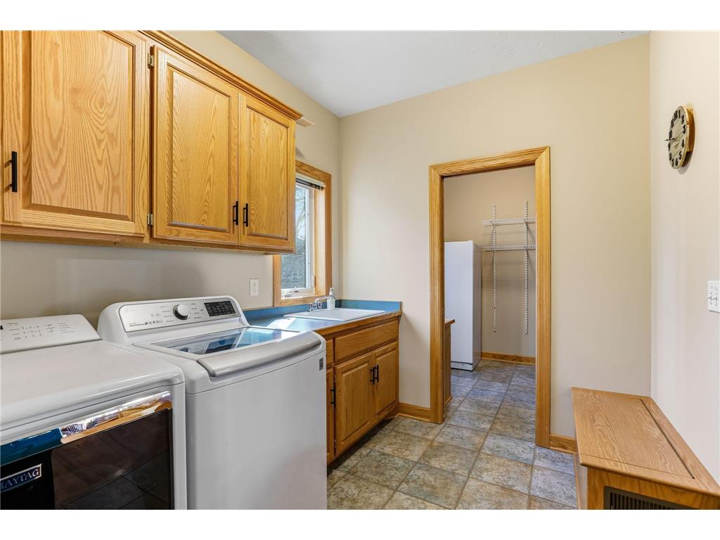 4525 Alicia Drive Eagan MN 55077 - Fish 7033526 image38