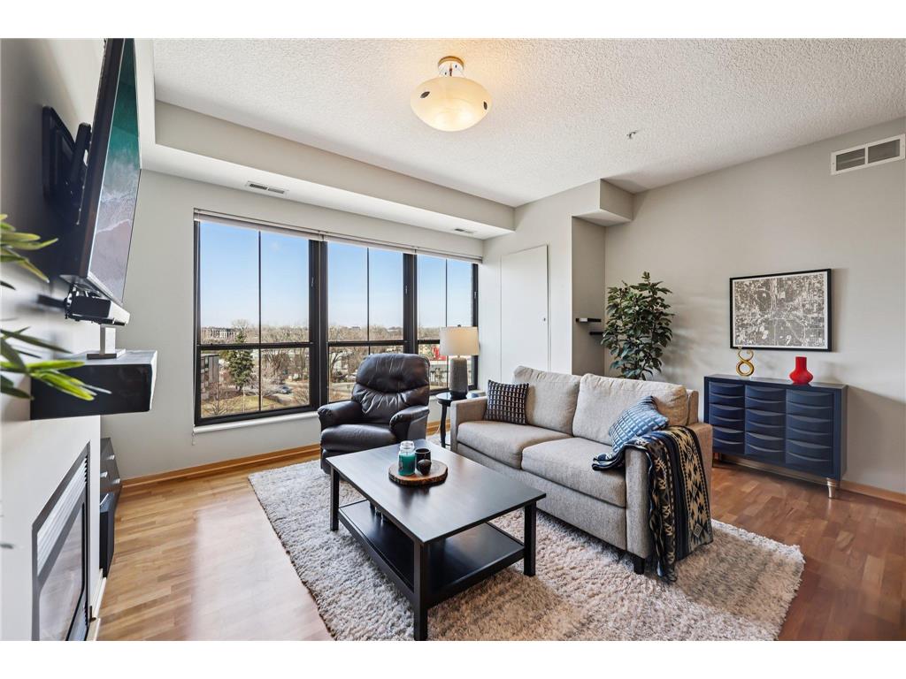 4525 Park Commons Drive #421 Saint Louis Park MN 55416 7046885 image2