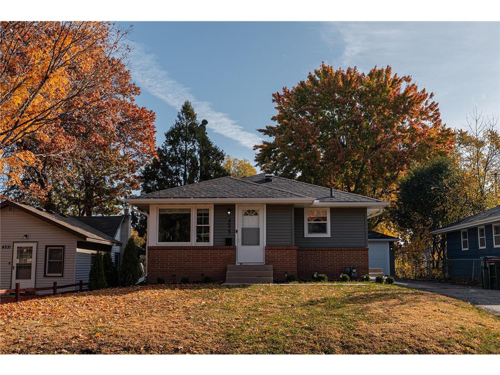 4527 Madison Street NE Columbia Heights MN 55421 6620900 image1