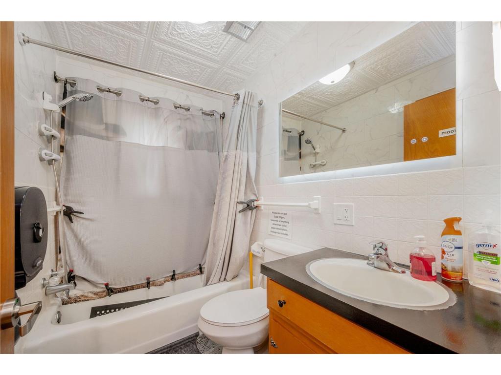 453 17th Street Windom MN 56101 6785421 image14