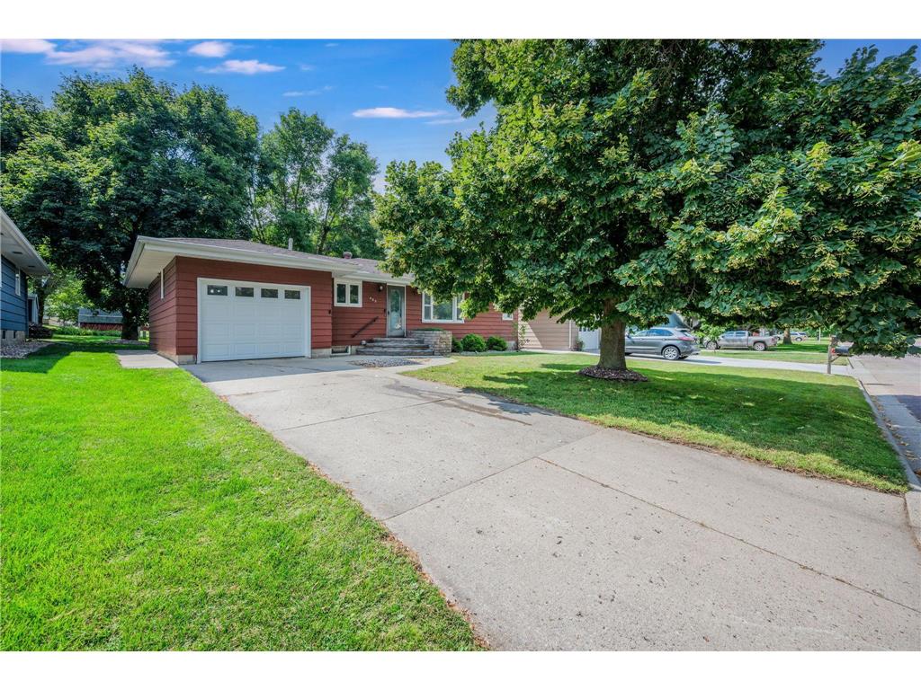 453 17th Street Windom MN 56101 6785421 image2