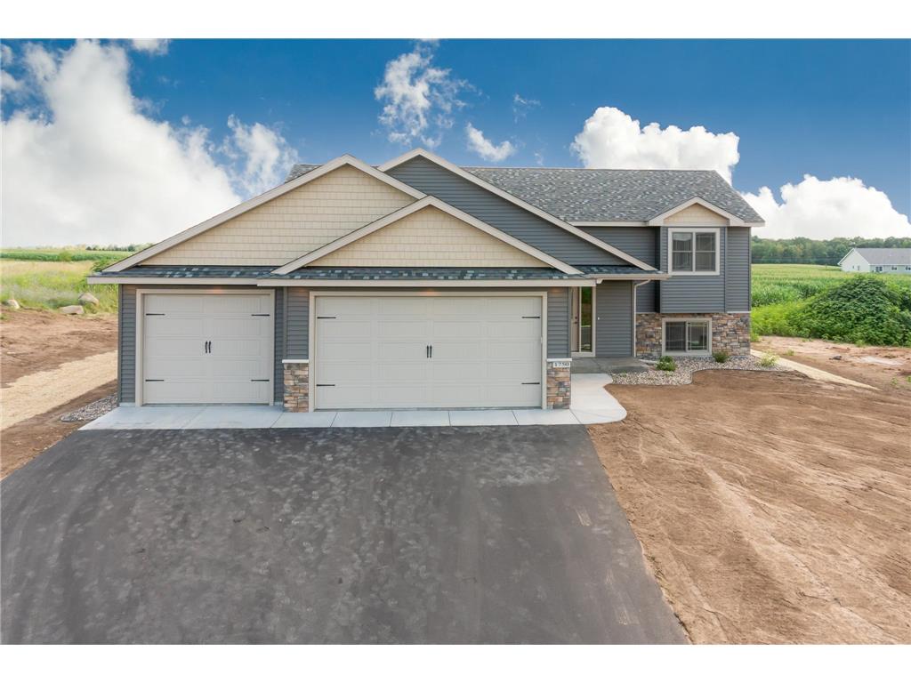 453 Coyote Way New Richmond WI 54017 7028468 image1