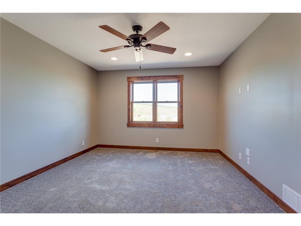 453 Coyote Way New Richmond WI 54017 7028468 image17
