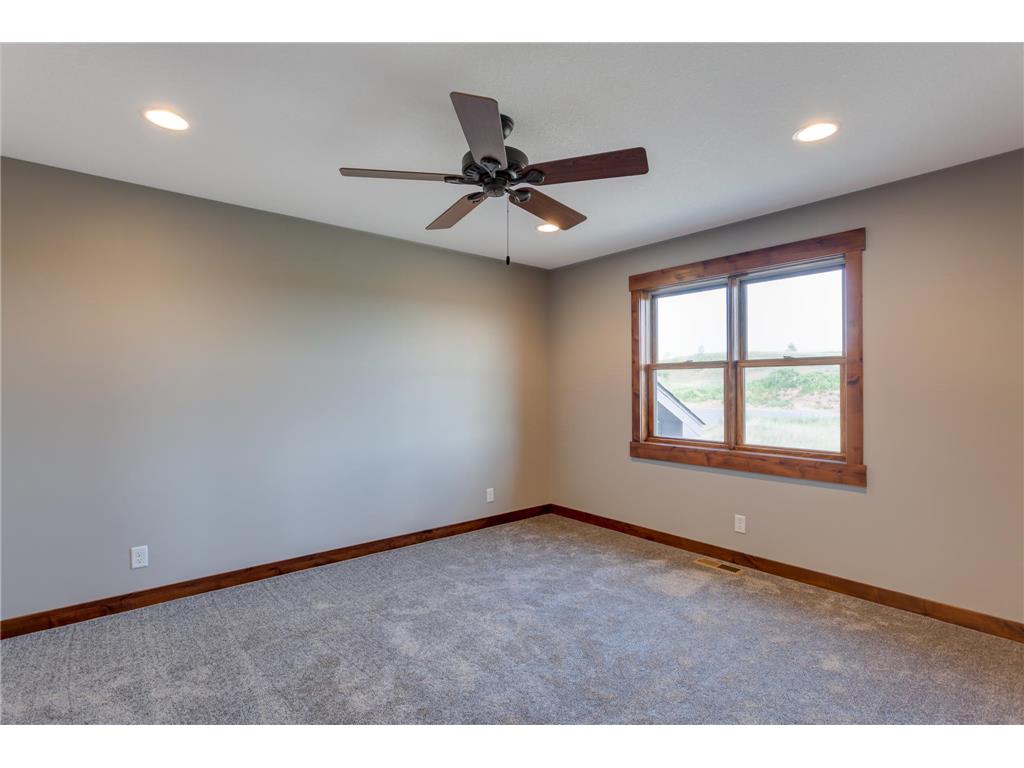 453 Coyote Way New Richmond WI 54017 7028468 image18