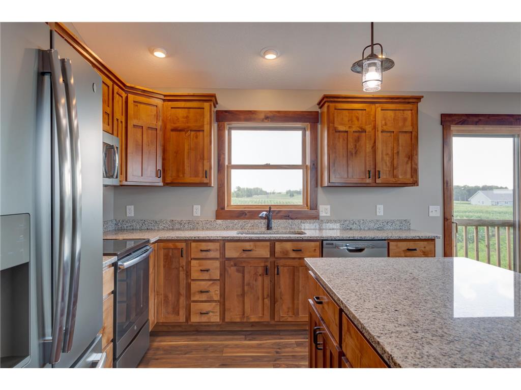 453 Coyote Way New Richmond WI 54017 7028468 image2
