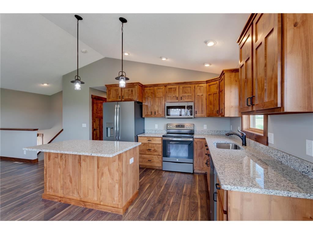 453 Coyote Way New Richmond WI 54017 7028468 image8