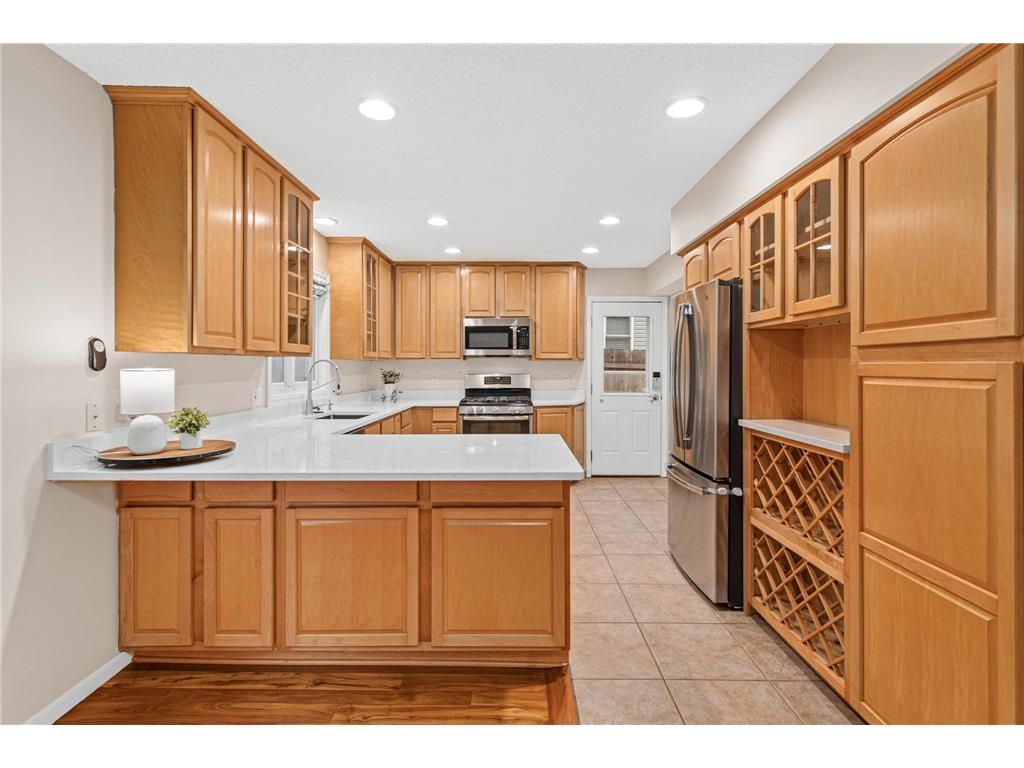 453 Pascal Street S Saint Paul MN 55105 7048885 image2